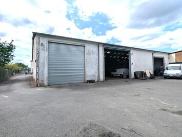 Vente - Garage - Angers (49000)-photo-2