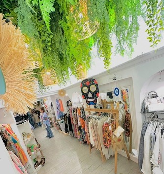 Vente - Habillement - Alpes-Maritimes (06)-photo-2