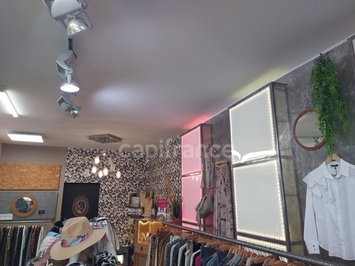 Vente - Habillement - Le Grau-du-Roi (30240)-photo-2