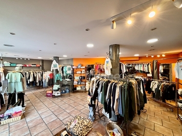 Vente - Habillement - La Ciotat (13600)-photo-4