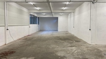 Location Entrepôt / Local d'activités - Crolles (38920)