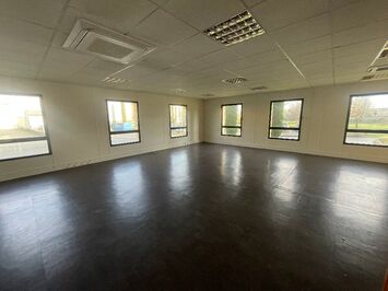 Location Bureau - Arnas (69400)-photo-3