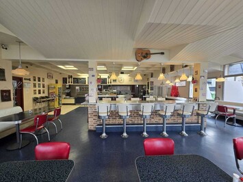 Vente - Restaurant - Verneuil-sur-Avre (27130)-photo-1