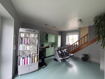 Vente - Esthétique - Salon de coiffure - Saint-Fraimbault-de-Prières (53300)-photo-3