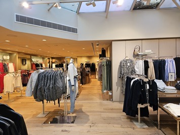 Vente de murs de boutique - Cahors (46000)-photo-4