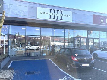 Location Local Commercial - Montelimar (26200)