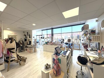 Location Local Commercial - Montelimar (26200)-photo-2