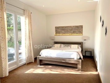 Vente - Hôtel - Restaurant - Licence IV - Châteaubernard (16100)-photo-2