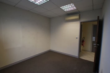 Vente de murs de boutique - Harfleur (76700)-photo-3