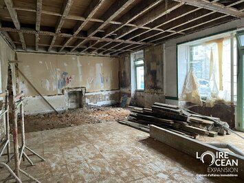 Vente de murs de boutique - Cande (49440)-photo-2