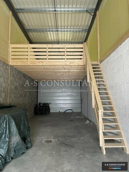 Location Entrepôt / Local d'activités - Faverges (74210)