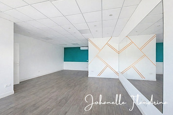 Location Local Commercial - Petit bourg (97170)-photo-2