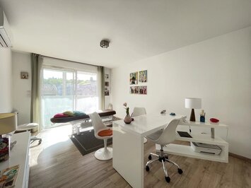 Vente de murs de boutique - Nimes (30900)-photo-4