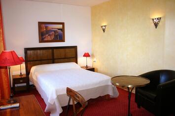 Vente - Hôtel - Restaurant - Gîte - Haute-Loire (43)-photo-3