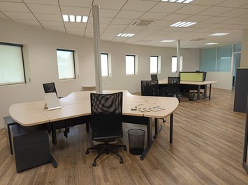 Vente de murs de boutique - Aire-sur-l'Adour (40800)-photo-3