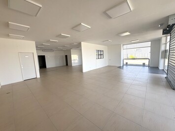 Vente de murs de boutique - Montelimar (26200)-photo-2