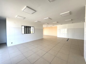 Vente de murs de boutique - Montelimar (26200)-photo-4