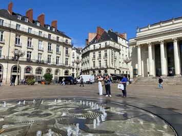 Location Local Commercial - Loire-Atlantique (44)-photo-3