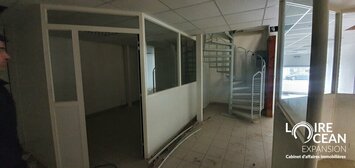 Location Local Commercial - Nantes (44200)-photo-3