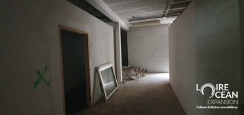 Location Local Commercial - Nantes (44200)-photo-4