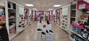 Vente - Chaussures - Puy-de-Dôme (63)-photo-4