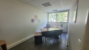 Location Bureau - La Roche-sur-Yon (85000)-photo-2