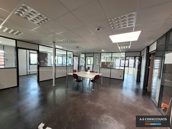 Vente Entrepôt / Local d'activités - Apprieu (38140)-photo-2