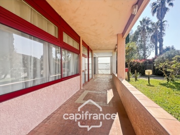 Location Local Commercial - La Londe-les-Maures (83250)-photo-2