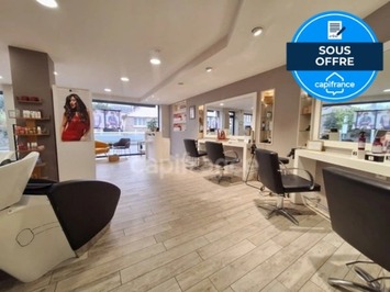 Vente - Salon de coiffure - Laval (53000)