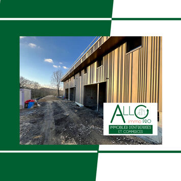 Vente de murs de boutique - Ustaritz (64480)-photo-2