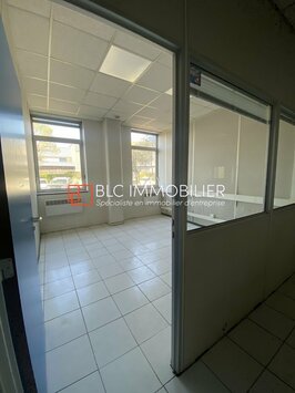 Location Bureau - Marseille 10ème (13010)-photo-3