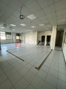 Location Bureau - Marseille 10ème (13010)-photo-4