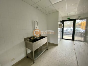 Vente Bureau - Le Pian-Médoc (33290)-photo-3