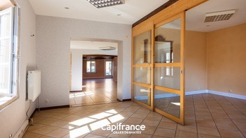 Vente de murs de boutique - Rhône (69)-photo-2