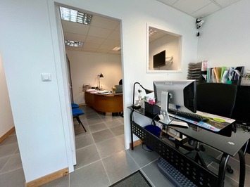 Vente Bureau - Maine-et-Loire (49)-photo-2