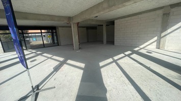 Vente de murs de boutique - Loudeac (22600)-photo-2