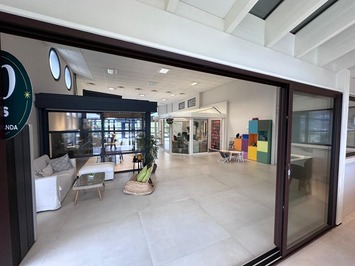 Vente de murs de boutique - Thoiry (01710)-photo-2