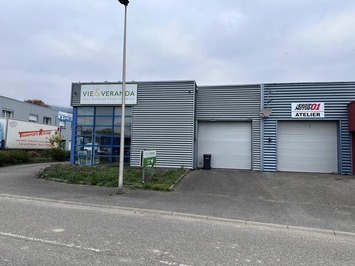 Vente de murs de boutique - Thoiry (01710)-photo-3