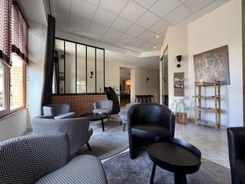 Vente - Hôtel - Restaurant - Lentigny (42155)-photo-3