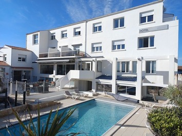 Vente - Hôtel - Saint-Pierre-d'Oléron (17310)-photo-2