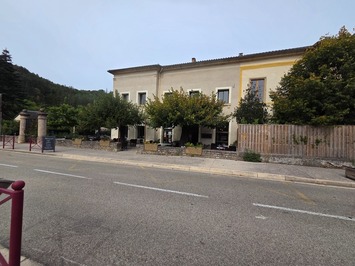 Vente - Bar - Hôtel - Restaurant - Alzon (30770)