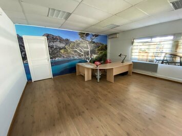 Location Local Commercial - Marseille 11ème (13011)-photo-3