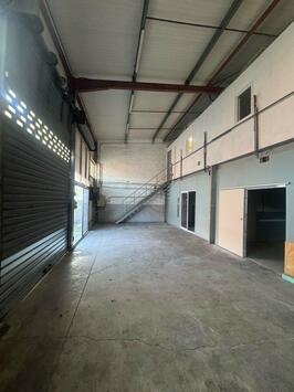 Location Local Commercial - Aubagne (13400)-photo-4