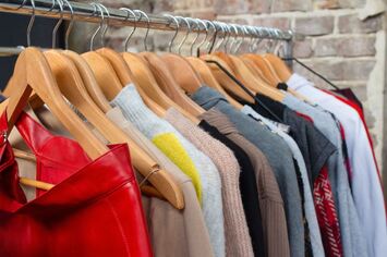 Vente - Habillement - Gard (30)