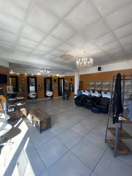 Vente - Salon de coiffure - Ille-sur-Têt (66130)-photo-2