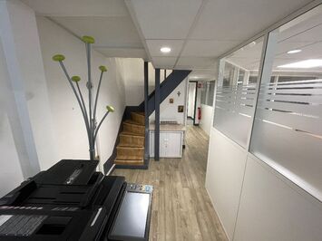 Location Local Commercial - Villeurbanne (69100)-photo-4