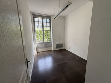Location Bureau - Bayonne (64100)-photo-2