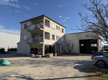 Vente de murs de boutique - Ales (30100)