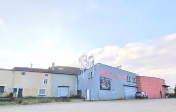 Vente de murs de boutique - Charmes (88130)