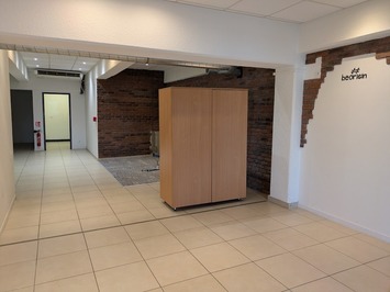 Location Local Commercial - Bourgoin-Jallieu (38300)-photo-2